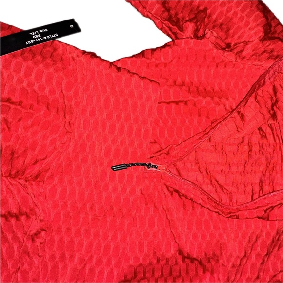 Activewear 2 piece suit red X Large fits like a Large - Picture 5 of 12